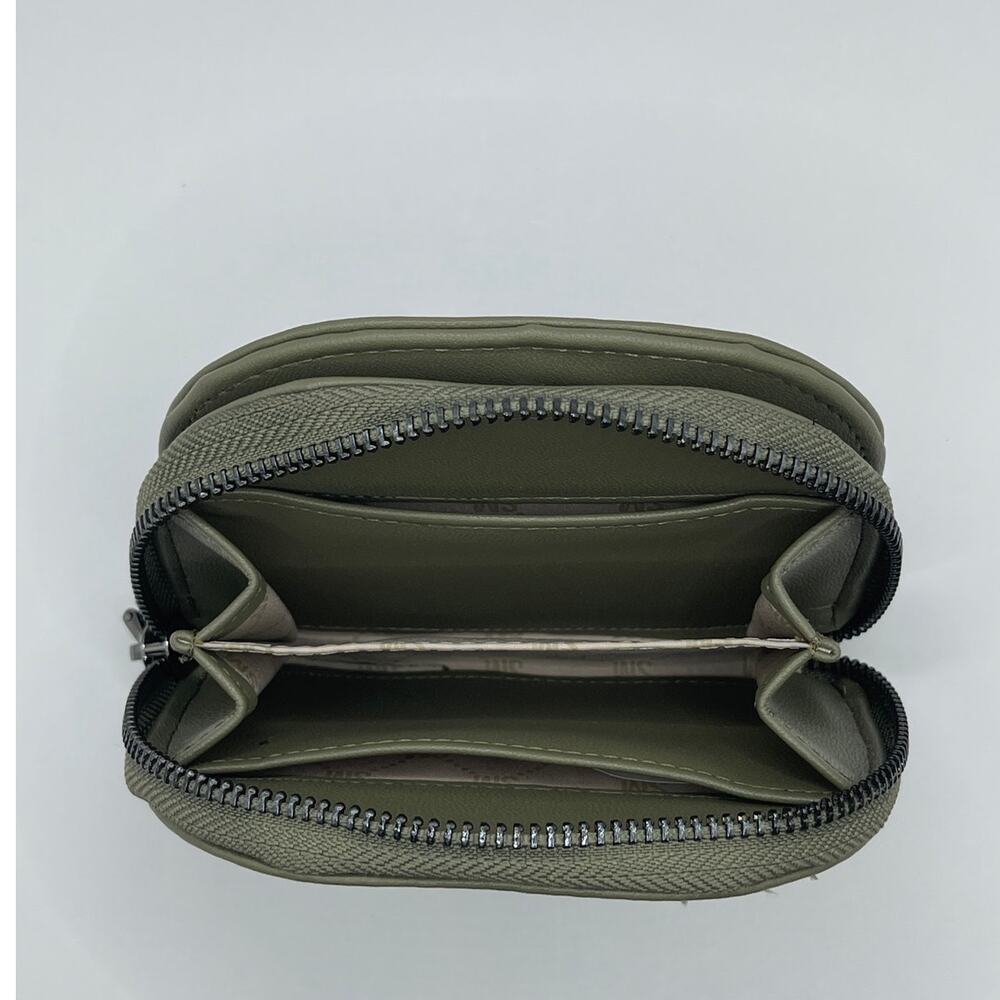 Steve Madden Zip Dome Wallet Coin Purse Olive Green NEW Faux Leather SM - Picture 4 of 5